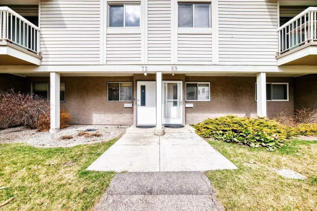 3015 51 Street SW Calgary AB T3E 6N5