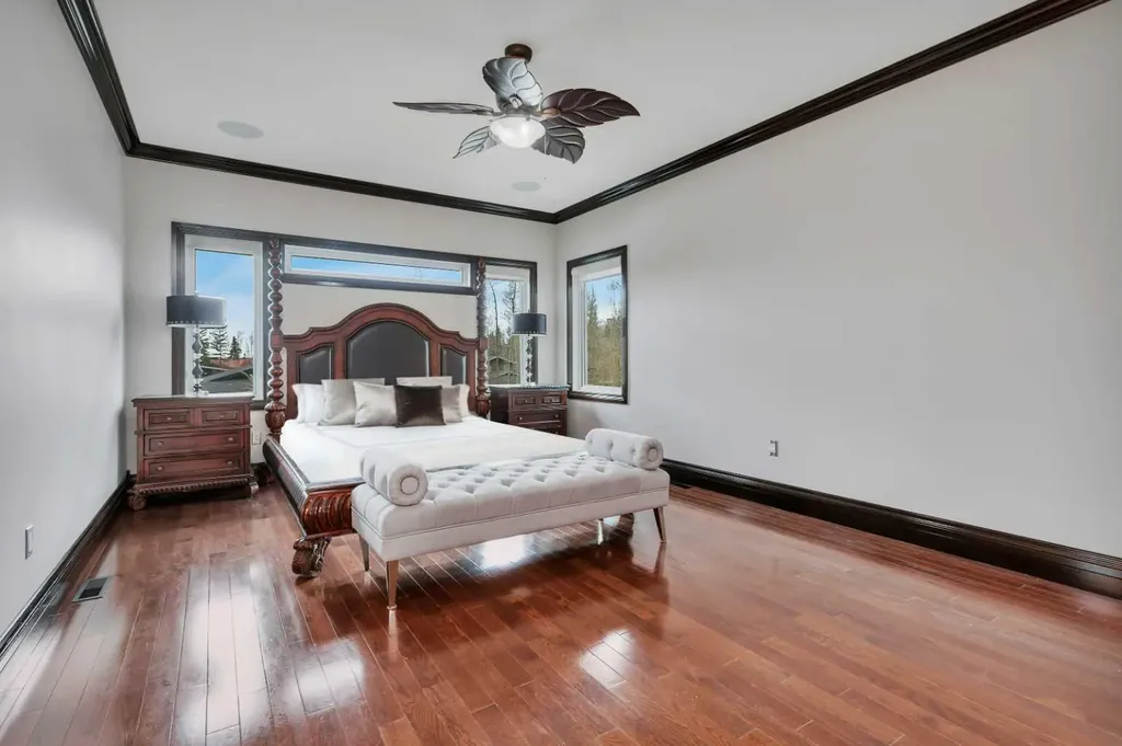 310 Jarvis Glen Way Jarvis Bay AB T4S 1R8