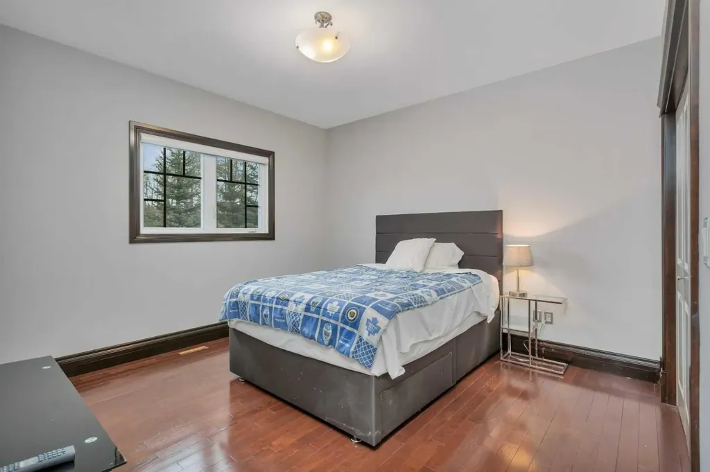 310 Jarvis Glen Way Jarvis Bay AB T4S 1R8
