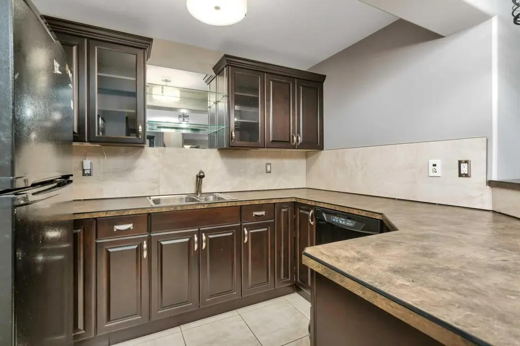 310 Jarvis Glen Way Jarvis Bay AB T4S 1R8