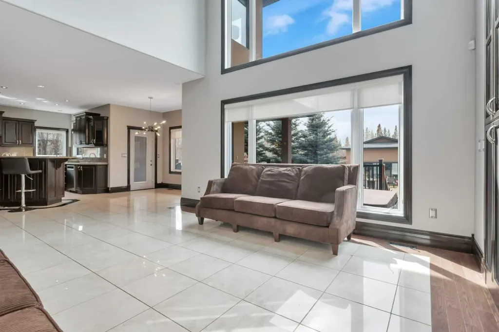 310 Jarvis Glen Way Jarvis Bay AB T4S 1R8