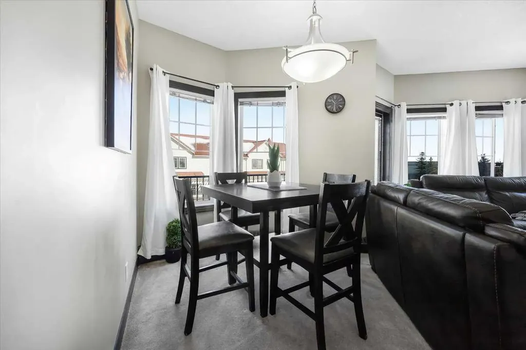 30 Royal Oak Plaza NW Calgary AB T3G 0C1