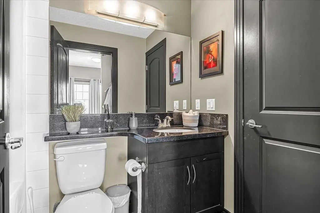 30 Royal Oak Plaza NW Calgary AB T3G 0C1