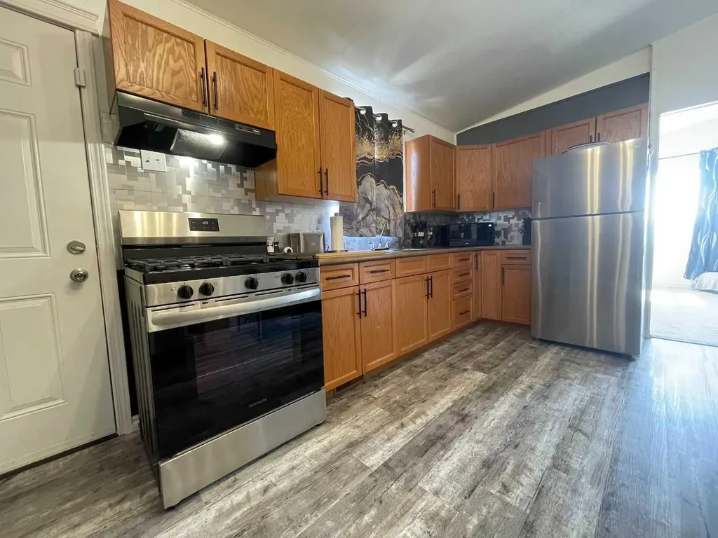 5308 57 Street Lloydminster AB T9V 2A3