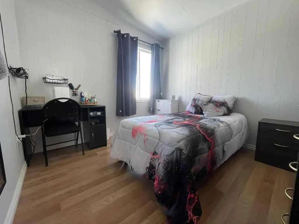5308 57 Street Lloydminster AB T9V 2A3