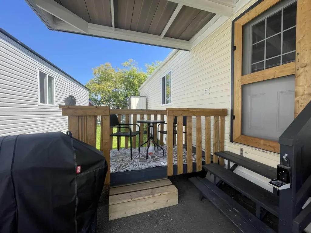 5308 57 Street Lloydminster AB T9V 2A3