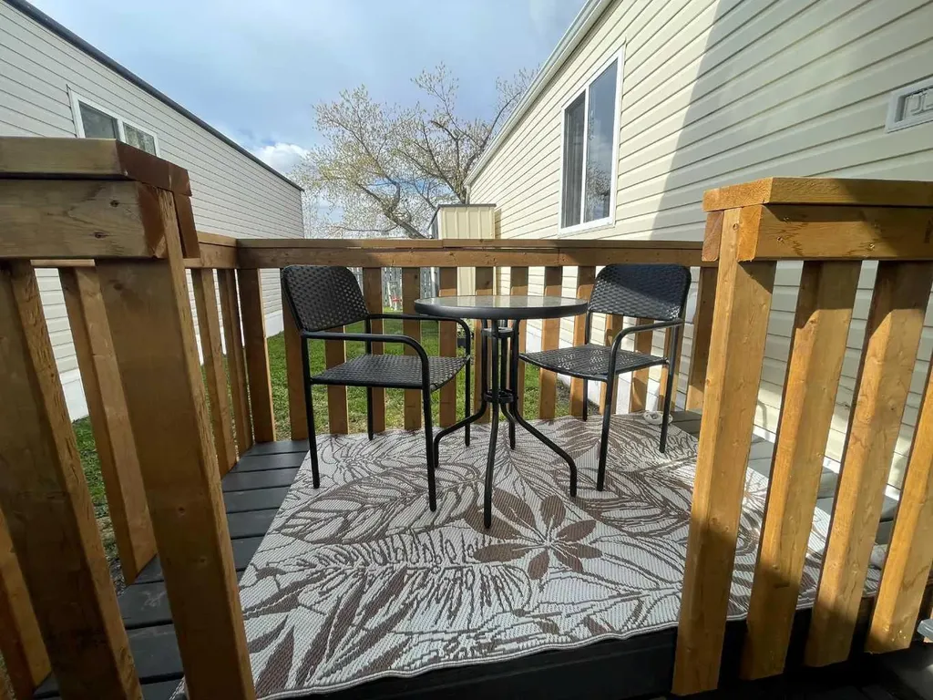 5308 57 Street Lloydminster AB T9V 2A3