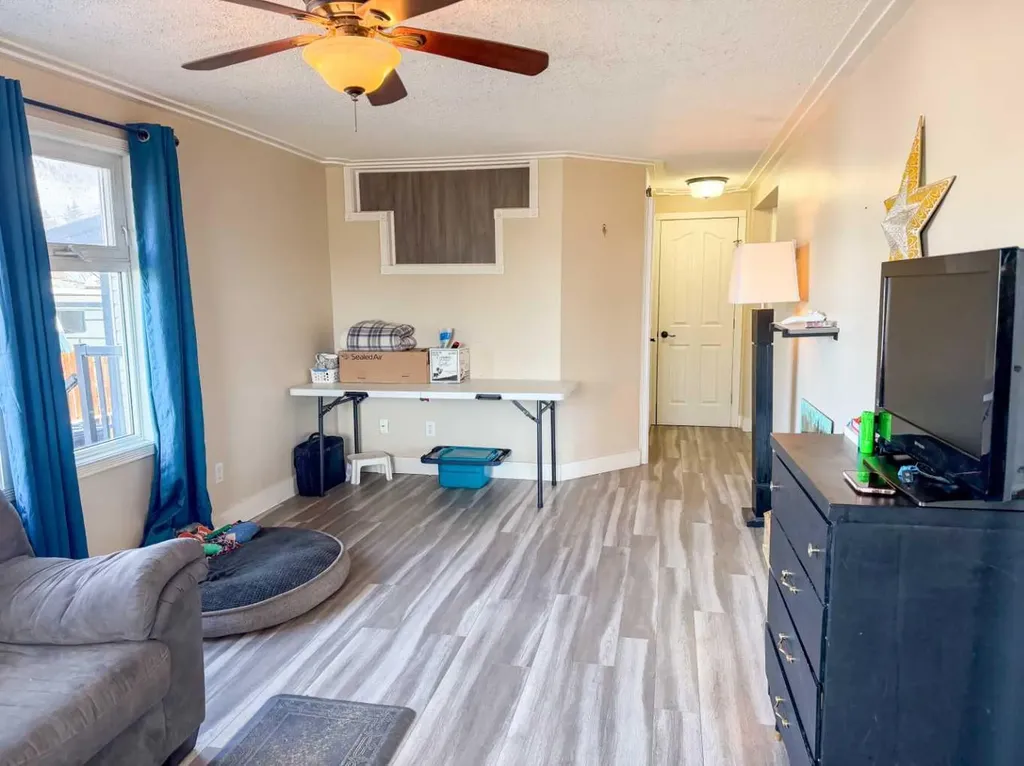 6834 59 Avenue Red Deer AB T4P 1C9