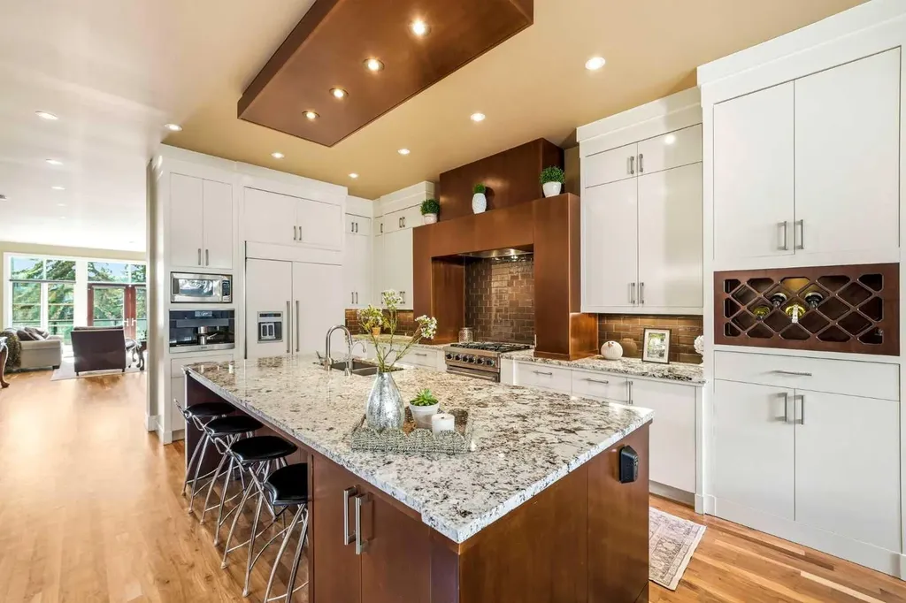3610 8 Avenue NW Calgary AB T2N 1C9