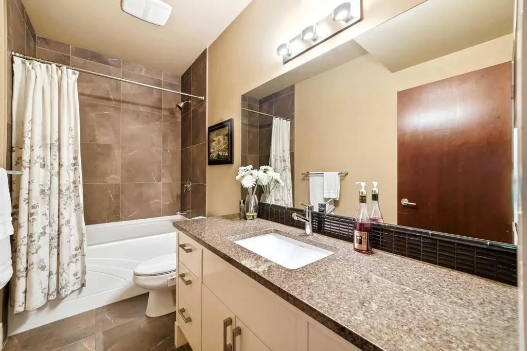 3610 8 Avenue NW Calgary AB T2N 1C9