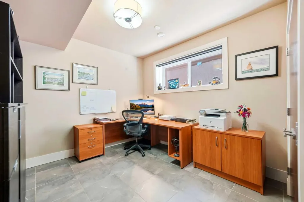 3610 8 Avenue NW Calgary AB T2N 1C9