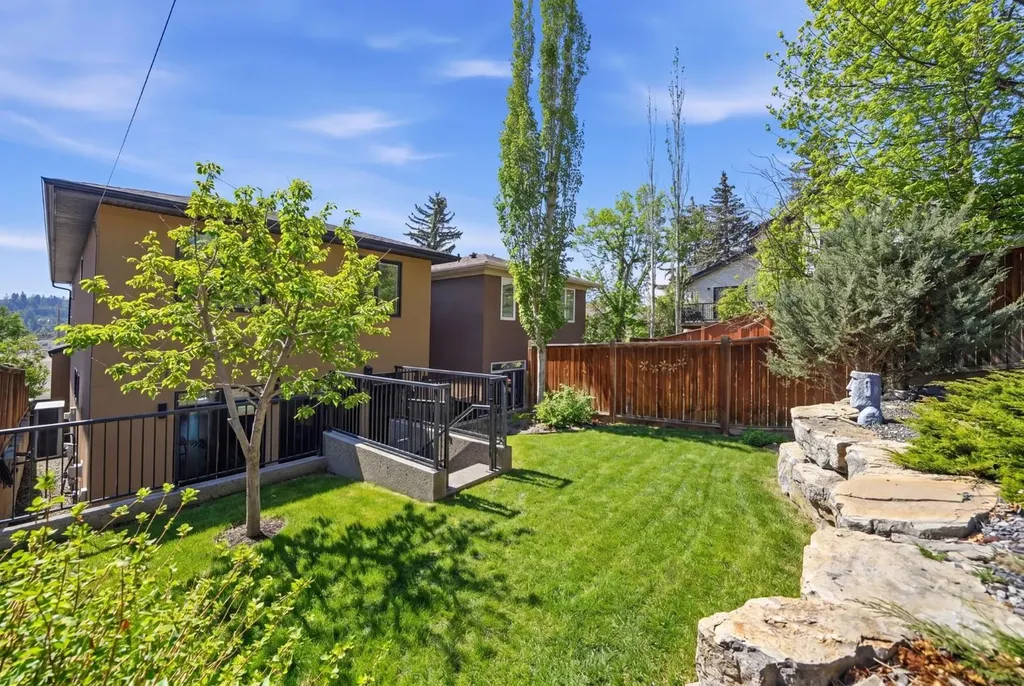 3610 8 Avenue NW Calgary AB T2N 1C9