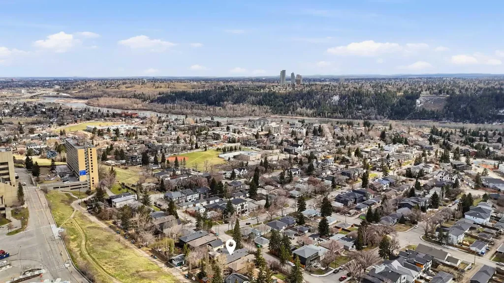 3610 8 Avenue NW Calgary AB T2N 1C9