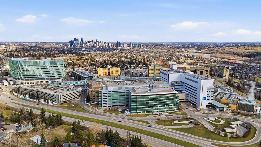 3610 8 Avenue NW Calgary AB T2N 1C9