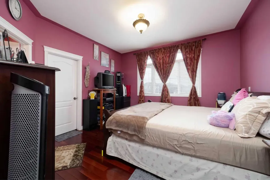 169 Fisher Crescent Fort Mcmurray AB T9K 0B8
