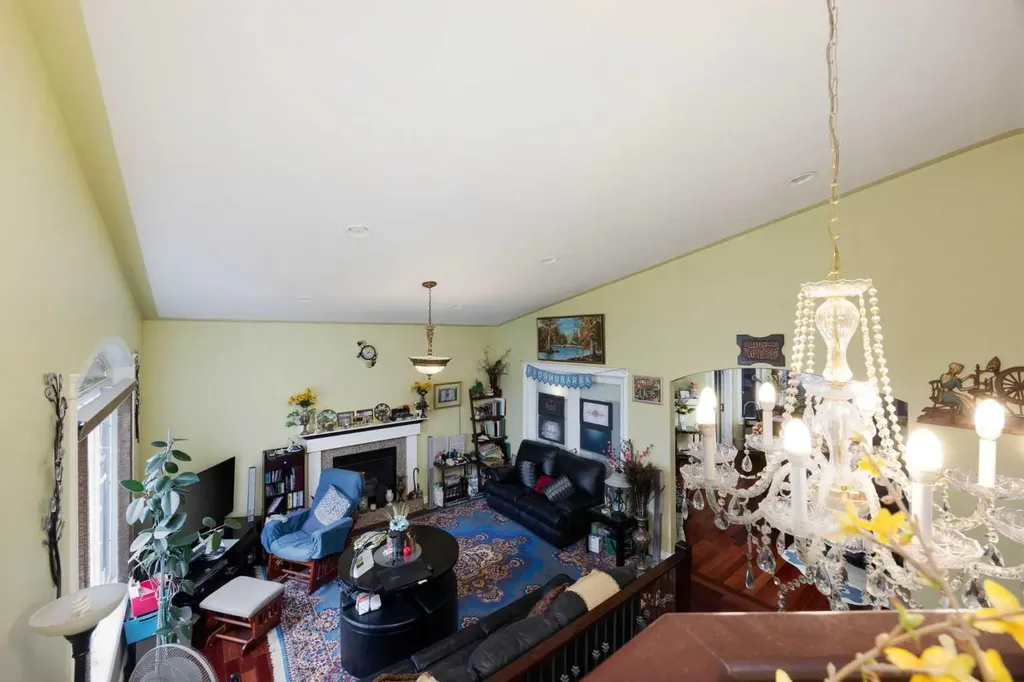 169 Fisher Crescent Fort Mcmurray AB T9K 0B8
