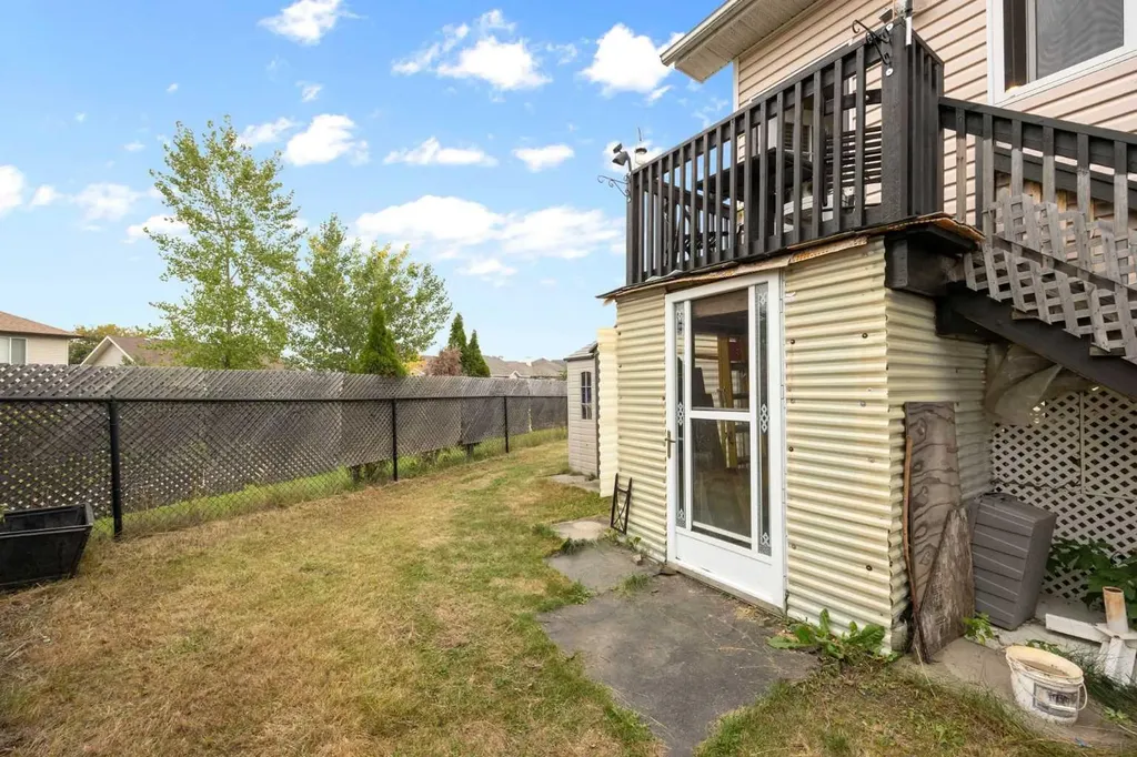 169 Fisher Crescent Fort Mcmurray AB T9K 0B8