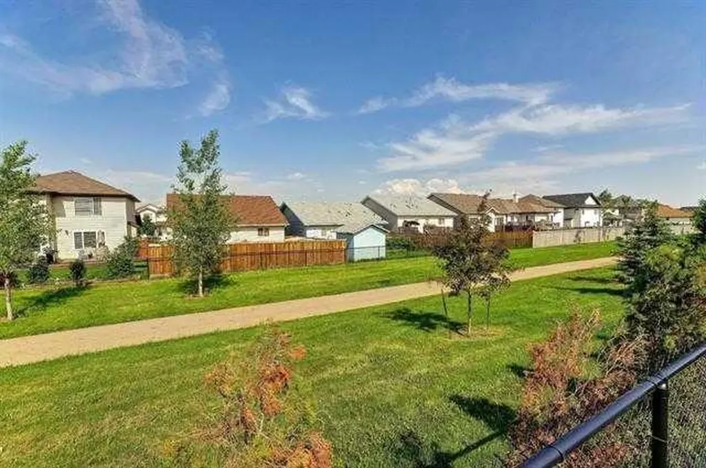 169 Fisher Crescent Fort Mcmurray AB T9K 0B8