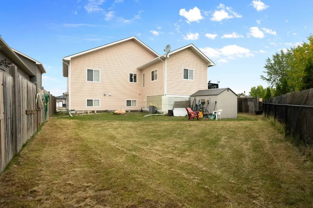 169 Fisher Crescent Fort Mcmurray AB T9K 0B8