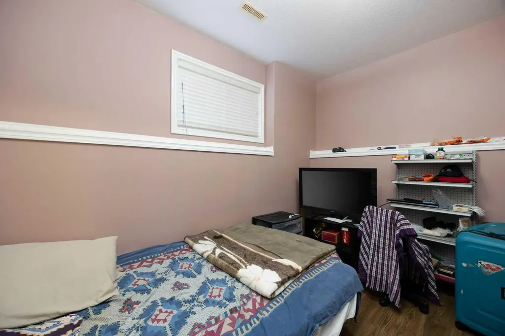 169 Fisher Crescent Fort Mcmurray AB T9K 0B8