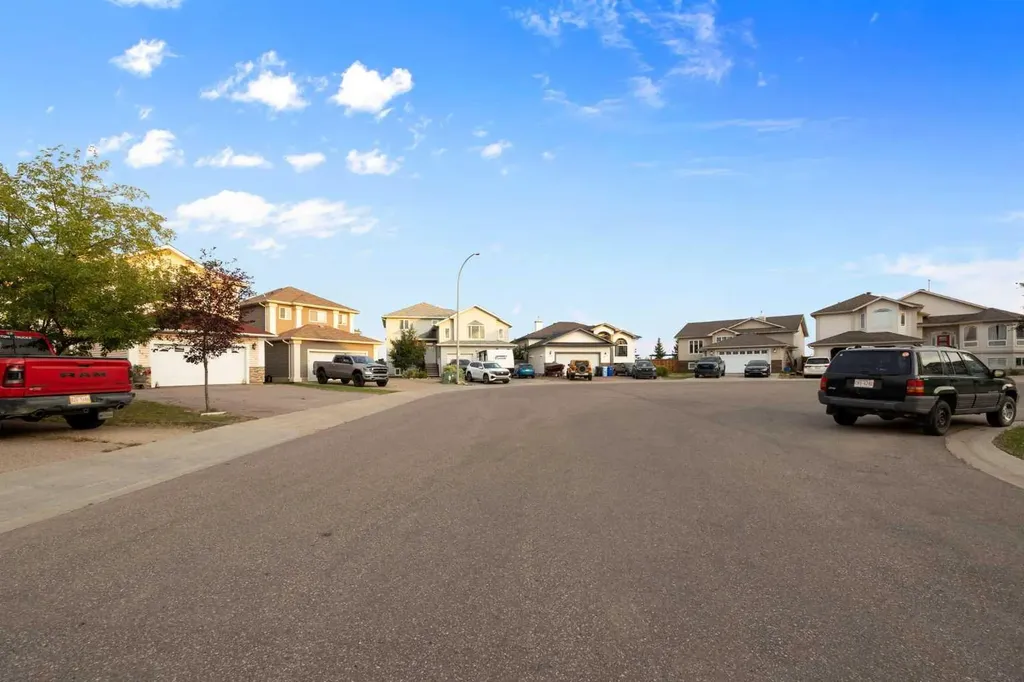 169 Fisher Crescent Fort Mcmurray AB T9K 0B8