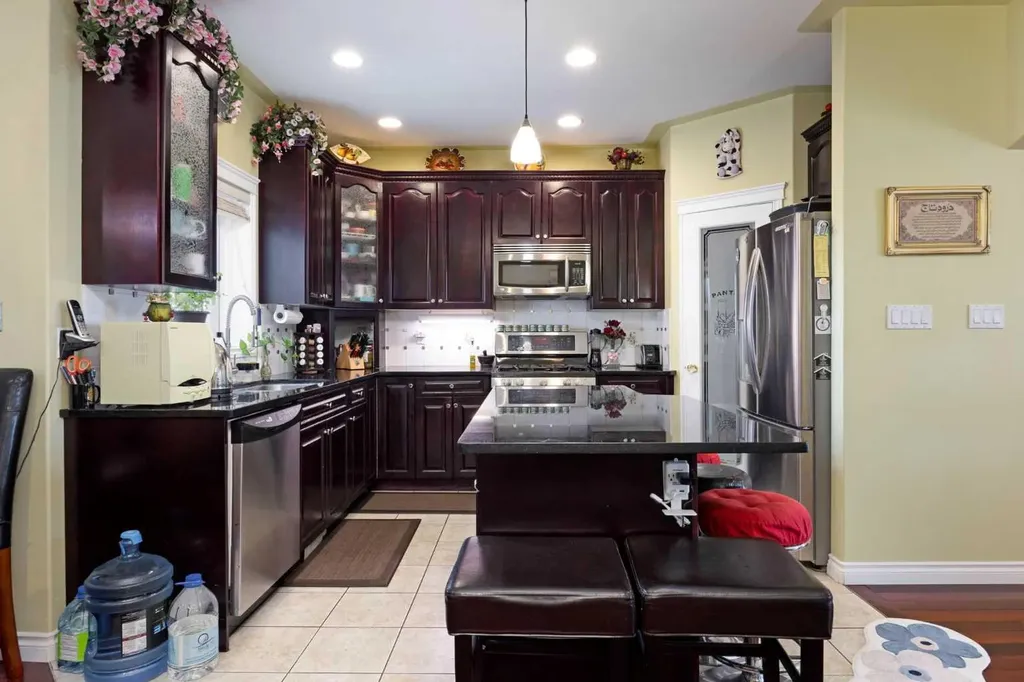 169 Fisher Crescent Fort Mcmurray AB T9K 0B8