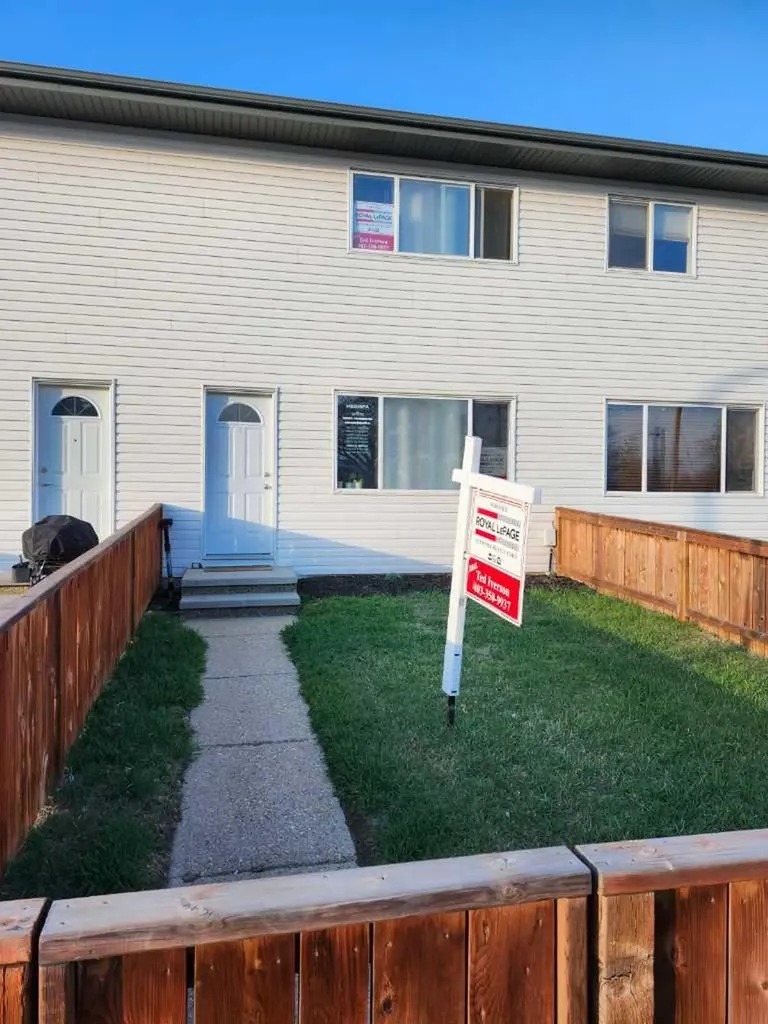 1 Fir Street Red Deer AB T4N 4Y1