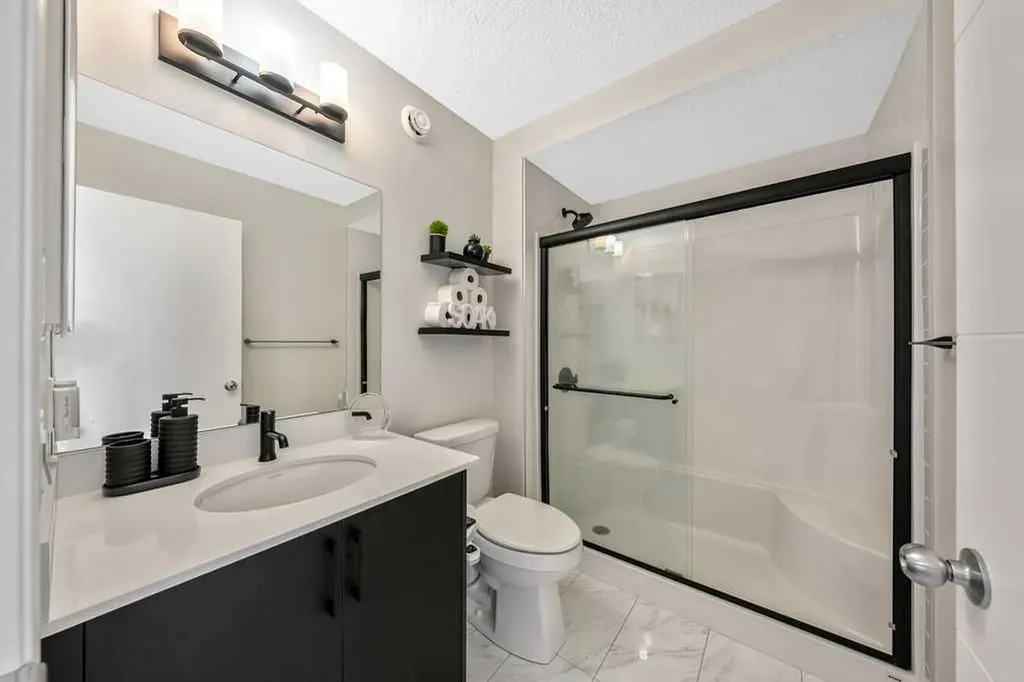 138 Midgrove Greenway SW Airdrie AB T4B 5K7