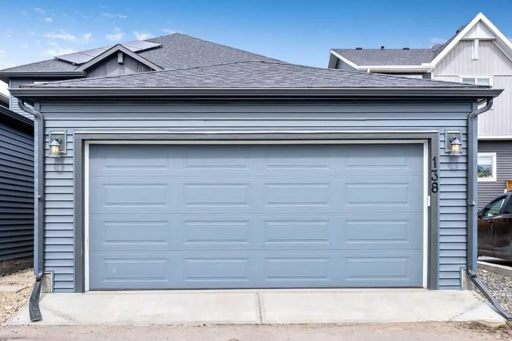 138 Midgrove Greenway SW Airdrie AB T4B 5K7