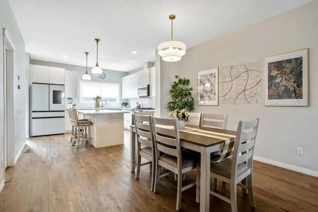 138 Midgrove Greenway SW Airdrie AB T4B 5K7