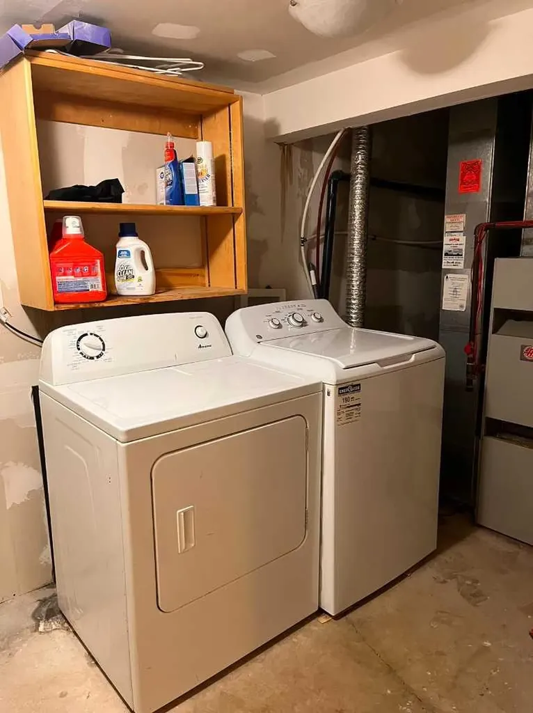 508 78 Avenue SW Calgary AB T2V 0T4