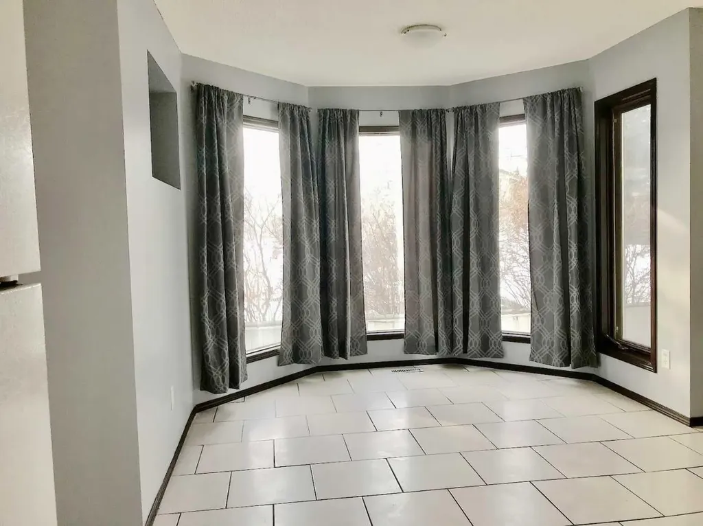 508 78 Avenue SW Calgary AB T2V 0T4