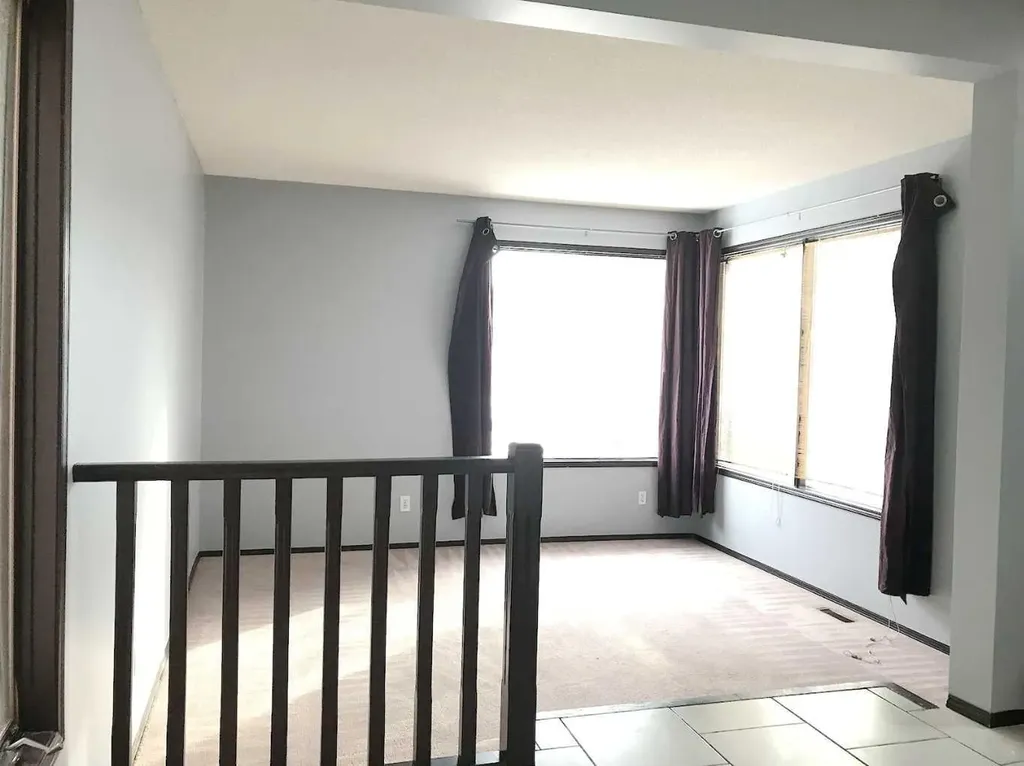 508 78 Avenue SW Calgary AB T2V 0T4