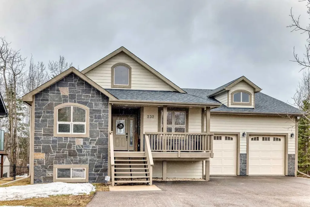 232 Canal Street Rural Ponoka County AB T0C 2J0