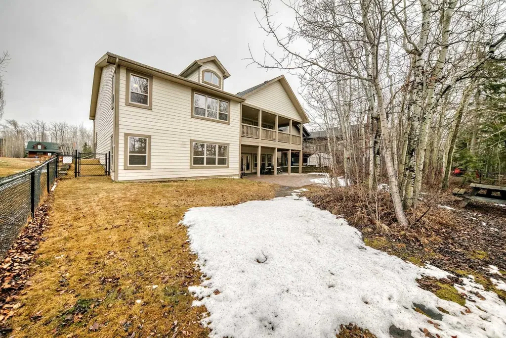 232 Canal Street Rural Ponoka County AB T0C 2J0