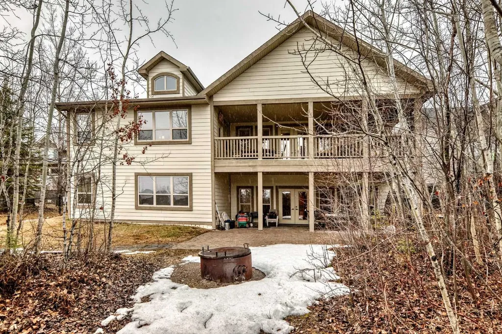 232 Canal Street Rural Ponoka County AB T0C 2J0