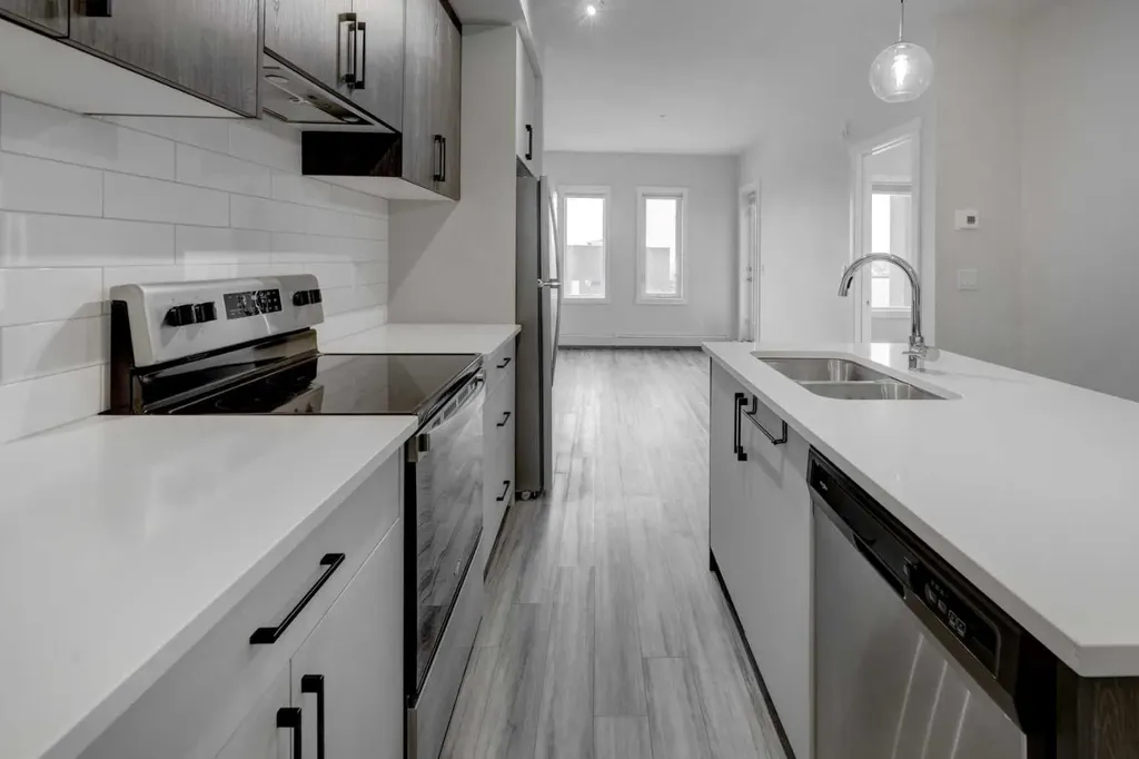 238 Sage Valley Common NW Calgary AB T3R 1X8
