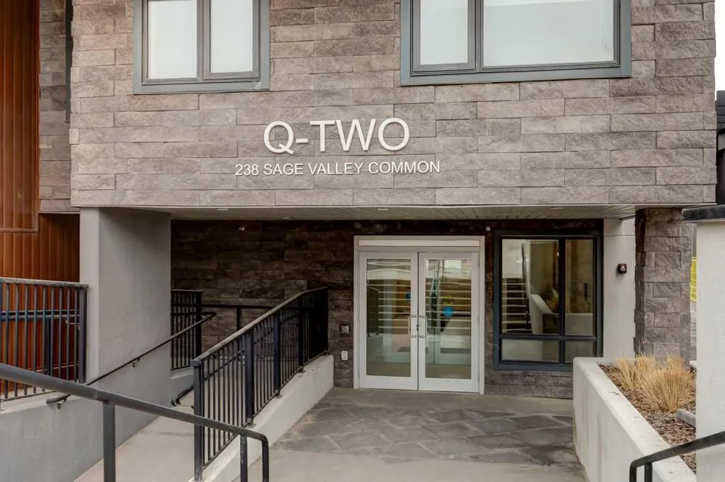 238 Sage Valley Common NW Calgary AB T3R 1X8