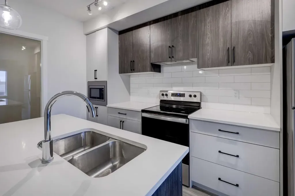 238 Sage Valley Common NW Calgary AB T3R 1X8