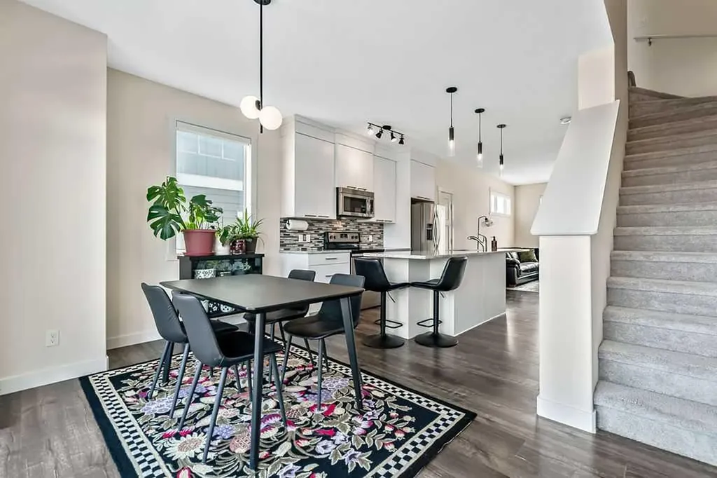 1617 Symons Valley Parkway NW Calgary AB T3P 0R9