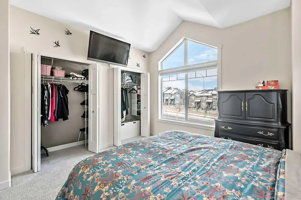 1617 Symons Valley Parkway NW Calgary AB T3P 0R9