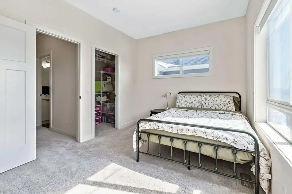 1617 Symons Valley Parkway NW Calgary AB T3P 0R9