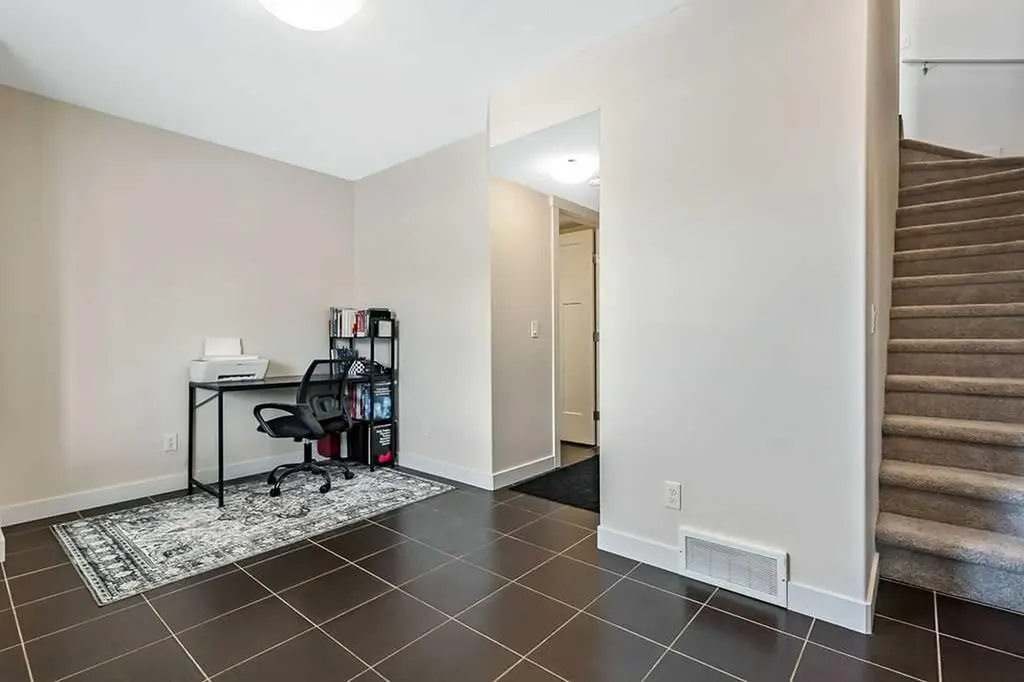 1617 Symons Valley Parkway NW Calgary AB T3P 0R9