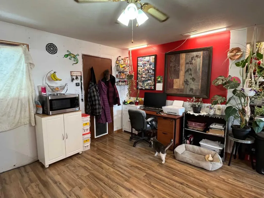 505 4 Street Stirling AB T0K 2E0