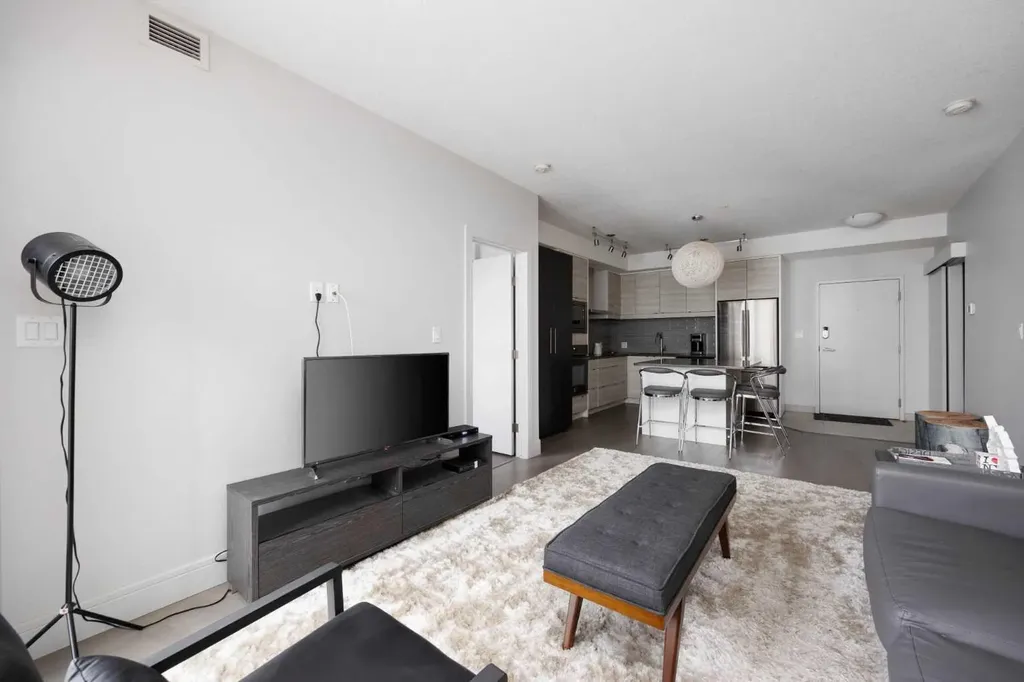 10218 King Street Fort Mcmurray AB T9H1Y1