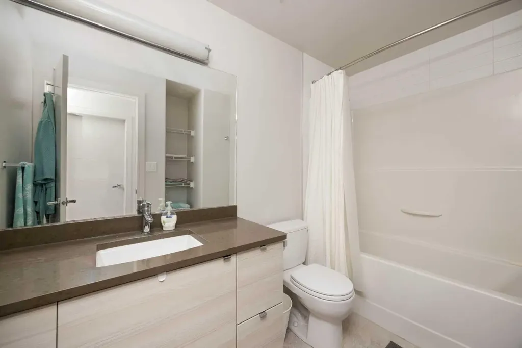 10218 King Street Fort Mcmurray AB T9H1Y1