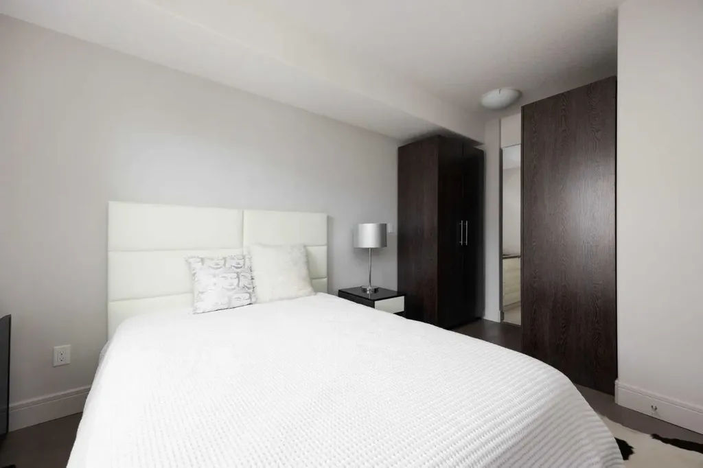10218 King Street Fort Mcmurray AB T9H1Y1