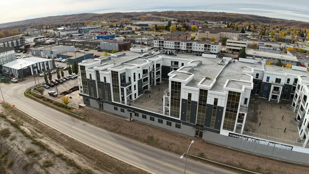 10218 King Street Fort Mcmurray AB T9H1Y1