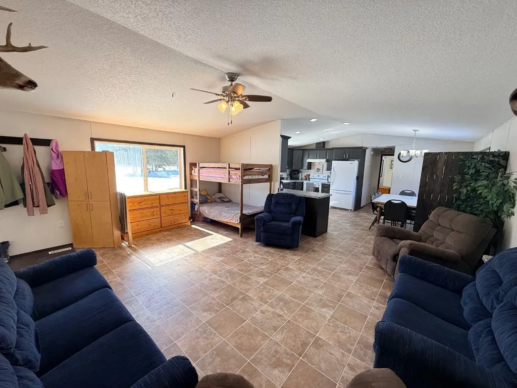12072 Twp Road 1072 La Crete AB T0H2H0