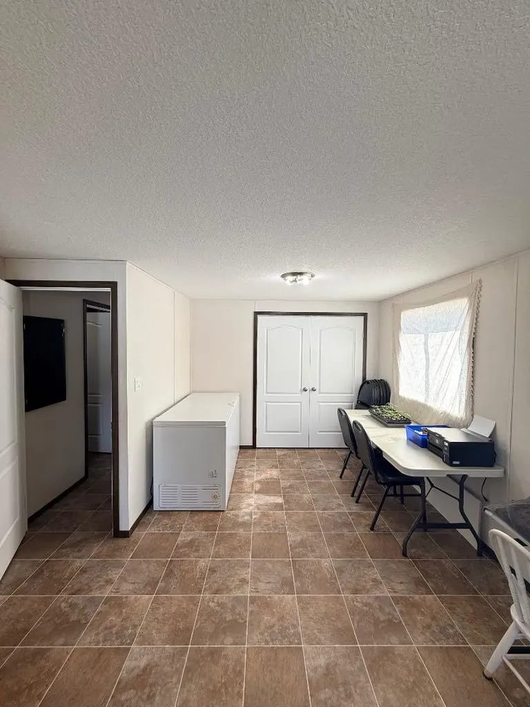 12072 Twp Road 1072 La Crete AB T0H2H0